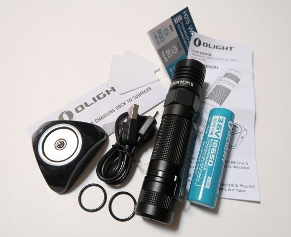 Olight S30R Baton II (XM-L2 U3 1x18650, 2xCR123A) with Charging Dock Review